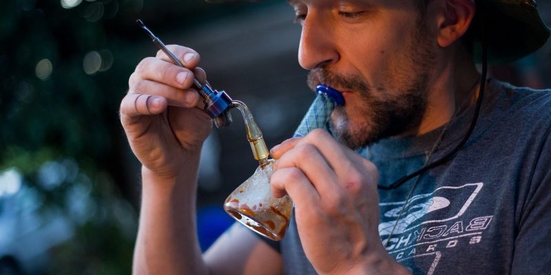 Dab Rigs 101: a Guide to Modern-Day Cannabis Culture